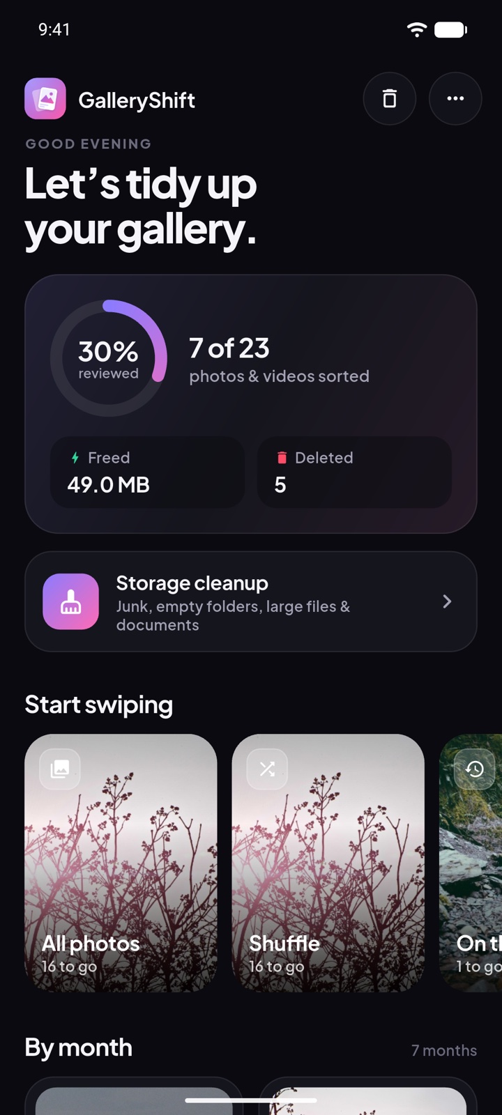 Home screen showing 30% of the library reviewed, 49 MB freed and decks to swipe